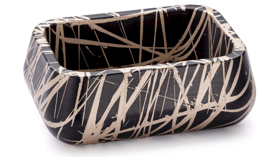 Box PERSEUS BASIC 001 - PUNK, černá a champagne, lak polomatný